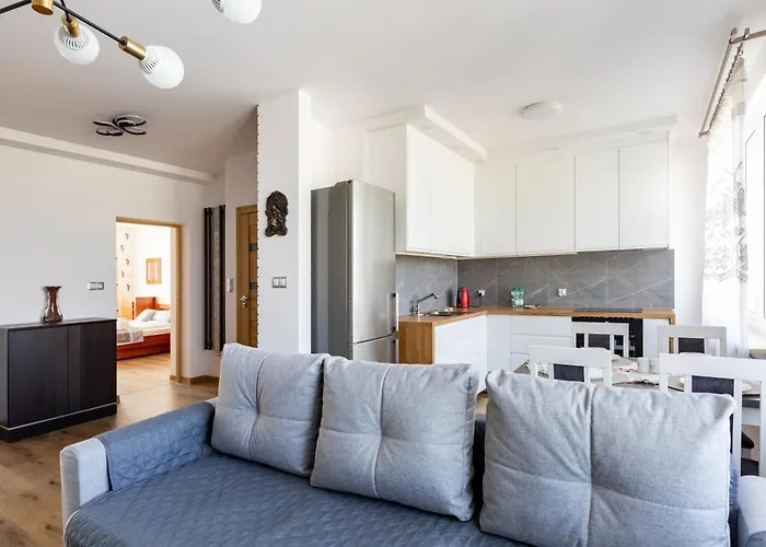 Komandorska Sea Breeze By Bookinghost *